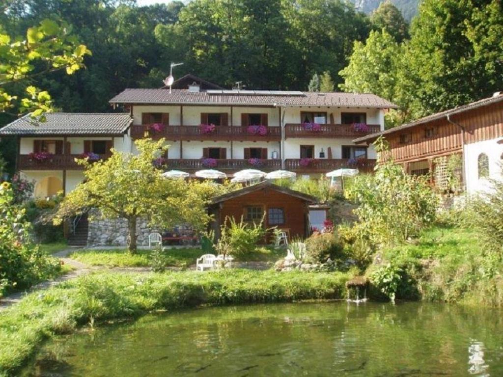 Ferienwohnungen Quellenhof Bad Reichenhall Exterior foto